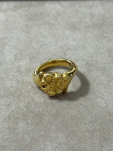 Carica l&#39;immagine nel visualizzatore di Gallery, Anello fiore Raika