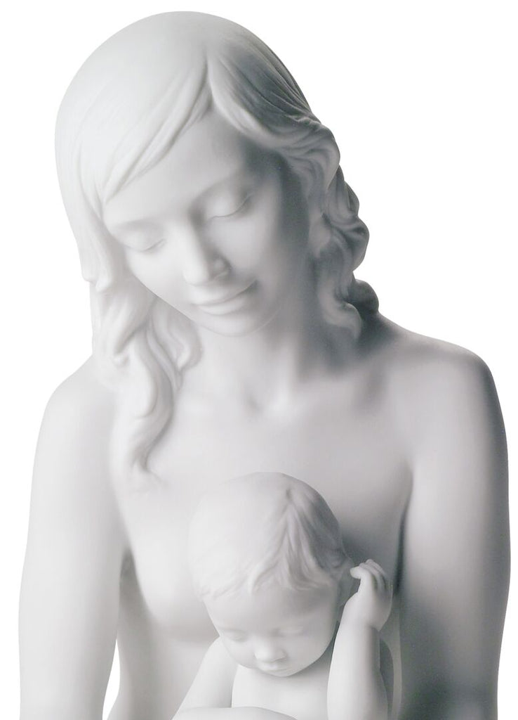 La statuetta della madre LLADRO' ART.01008404