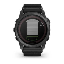 Carica l&#39;immagine nel visualizzatore di Gallery, tactix® 7 – Pro Edition Smartwatch con ricarica solare e cinturino in nylon CODICE PRODOTTO 010-02704-11